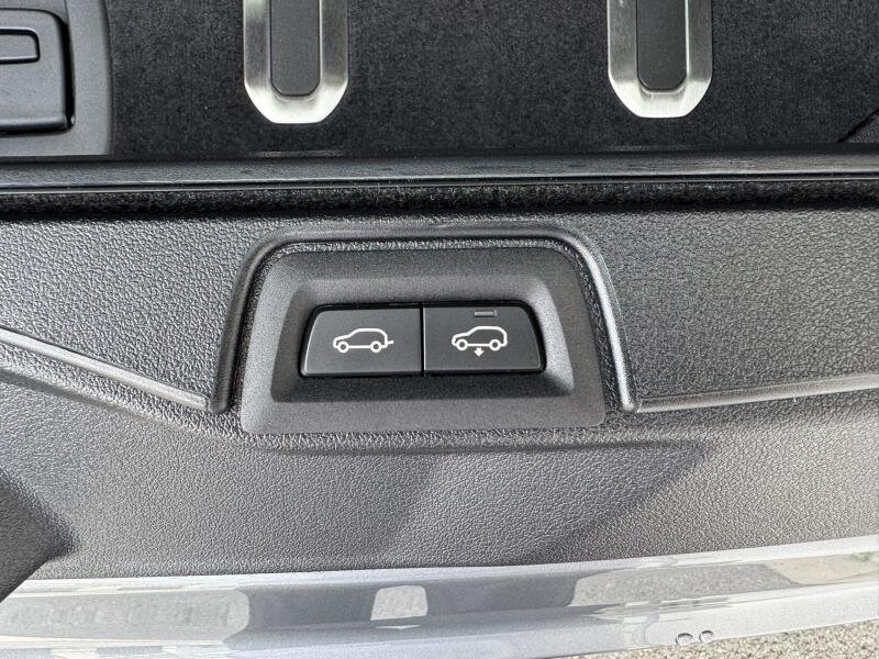 BMW X5 SUV / Terénní 3,0 l 250 kw