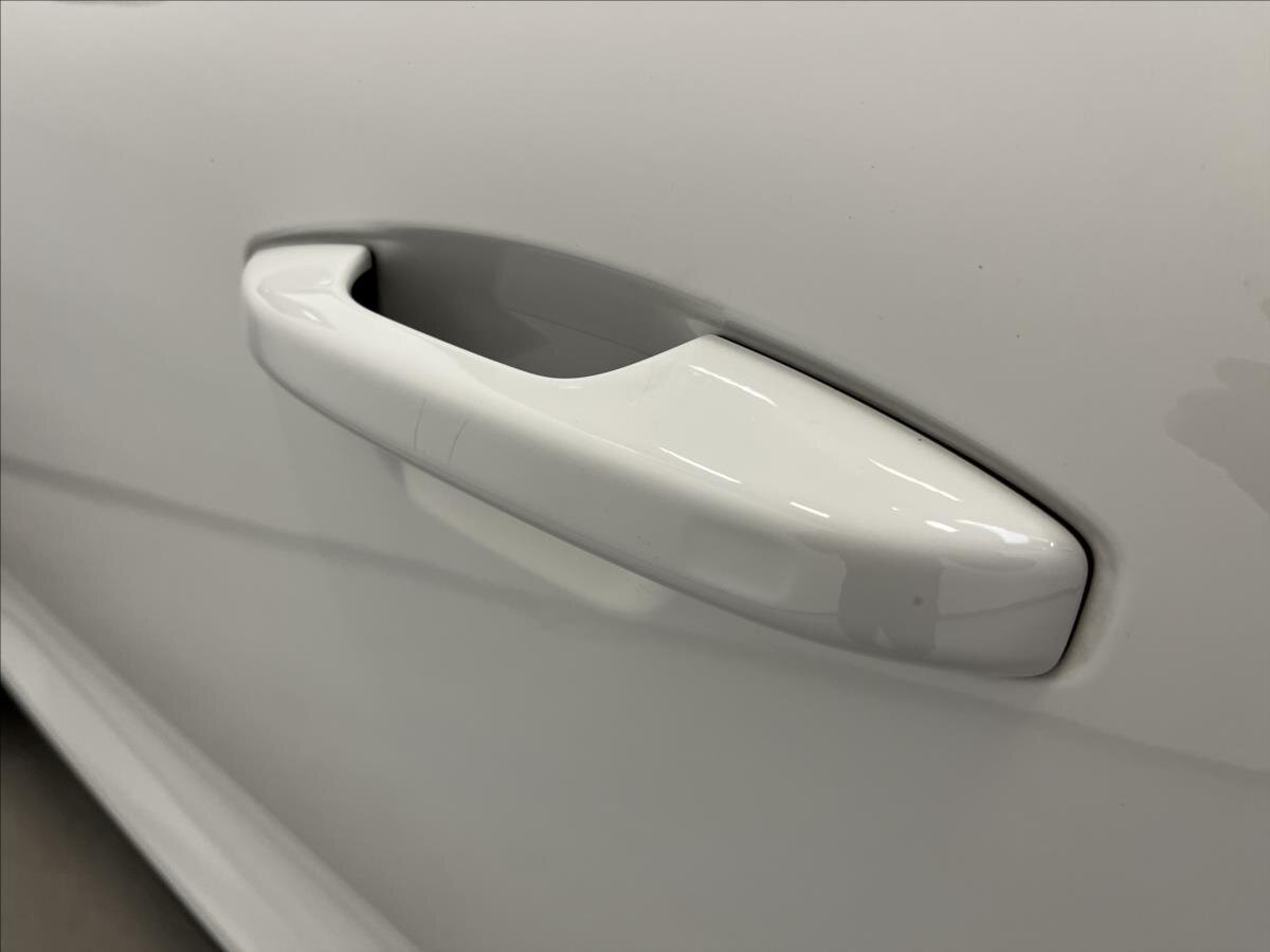 Volvo XC40 SUV 1,5 l 120 kw