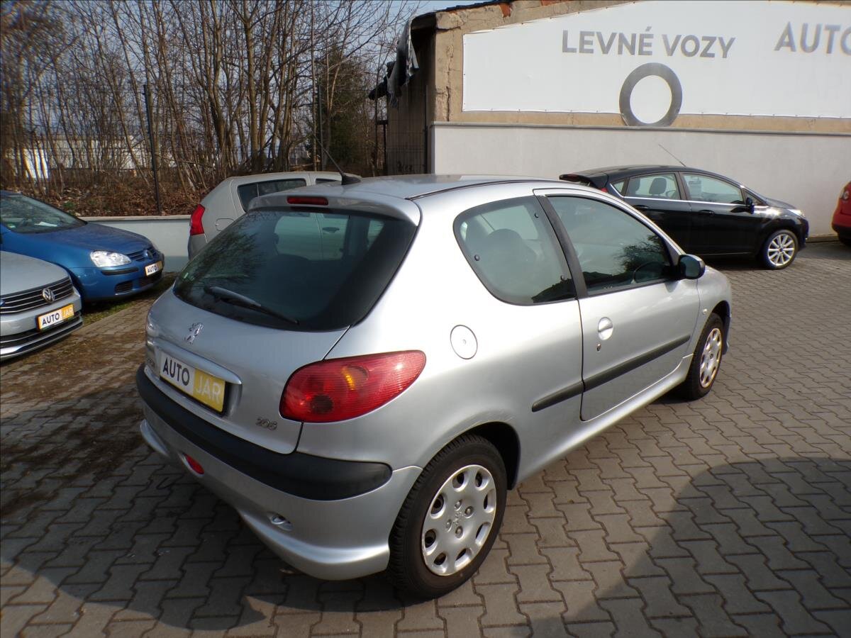 Peugeot 206 Hatchback 1,4 l 55 kw