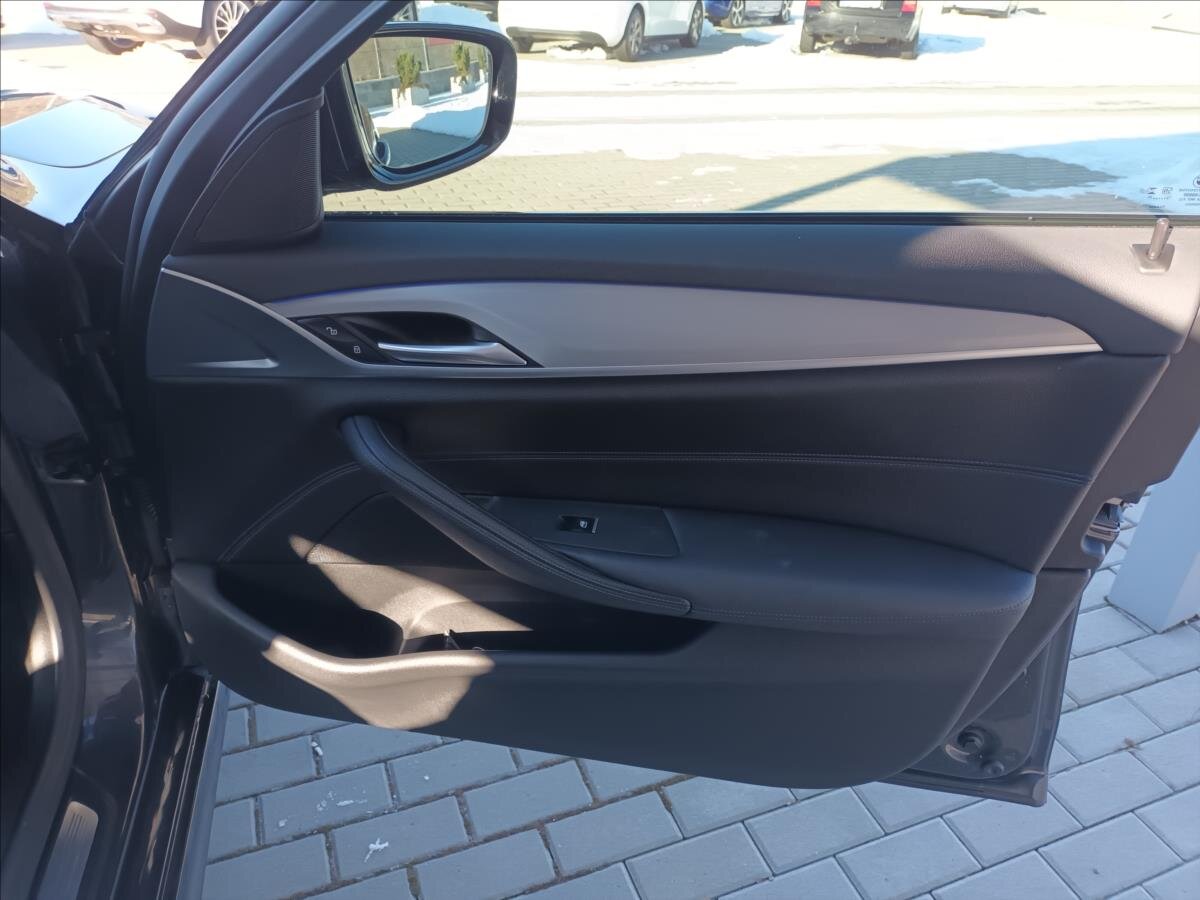 BMW Řada 5 Kombi 2,0 l 140 kw