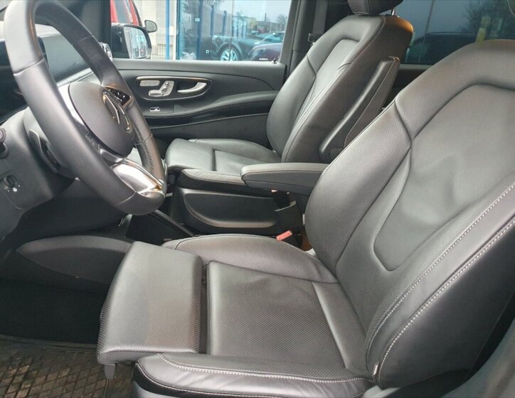 Mercedes-Benz Třídy V 7