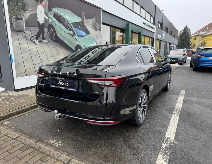 Škoda Superb Ostatní 2,0 l 142 kw