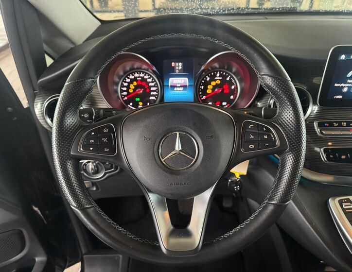 Mercedes-Benz Třídy V 13