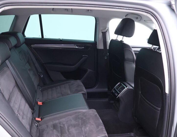 Škoda Superb Kombi 2,0 l 140 kw