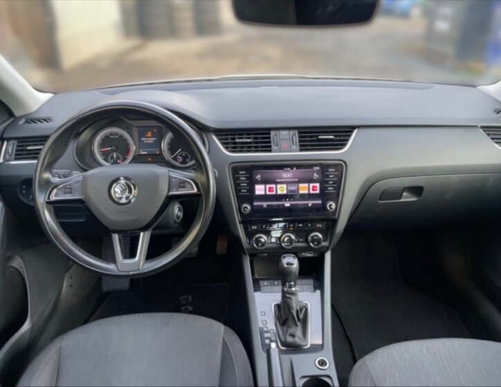 Škoda Octavia 9