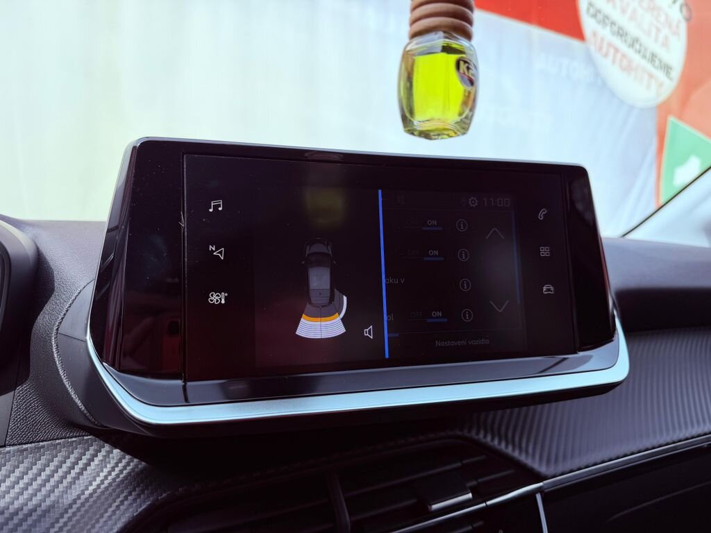 Peugeot 208 Hatchback 1,2 l 55 kw