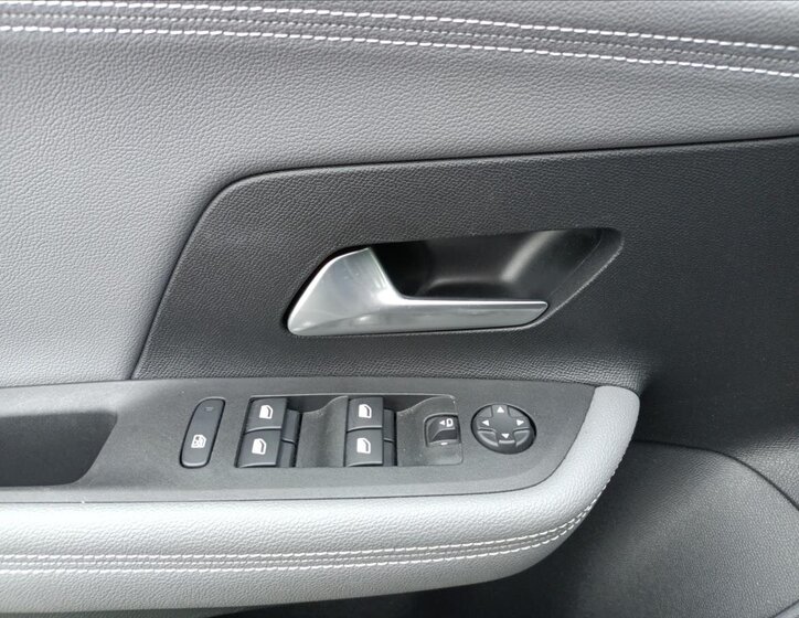 Opel Mokka SUV 1,2 l 100 kw