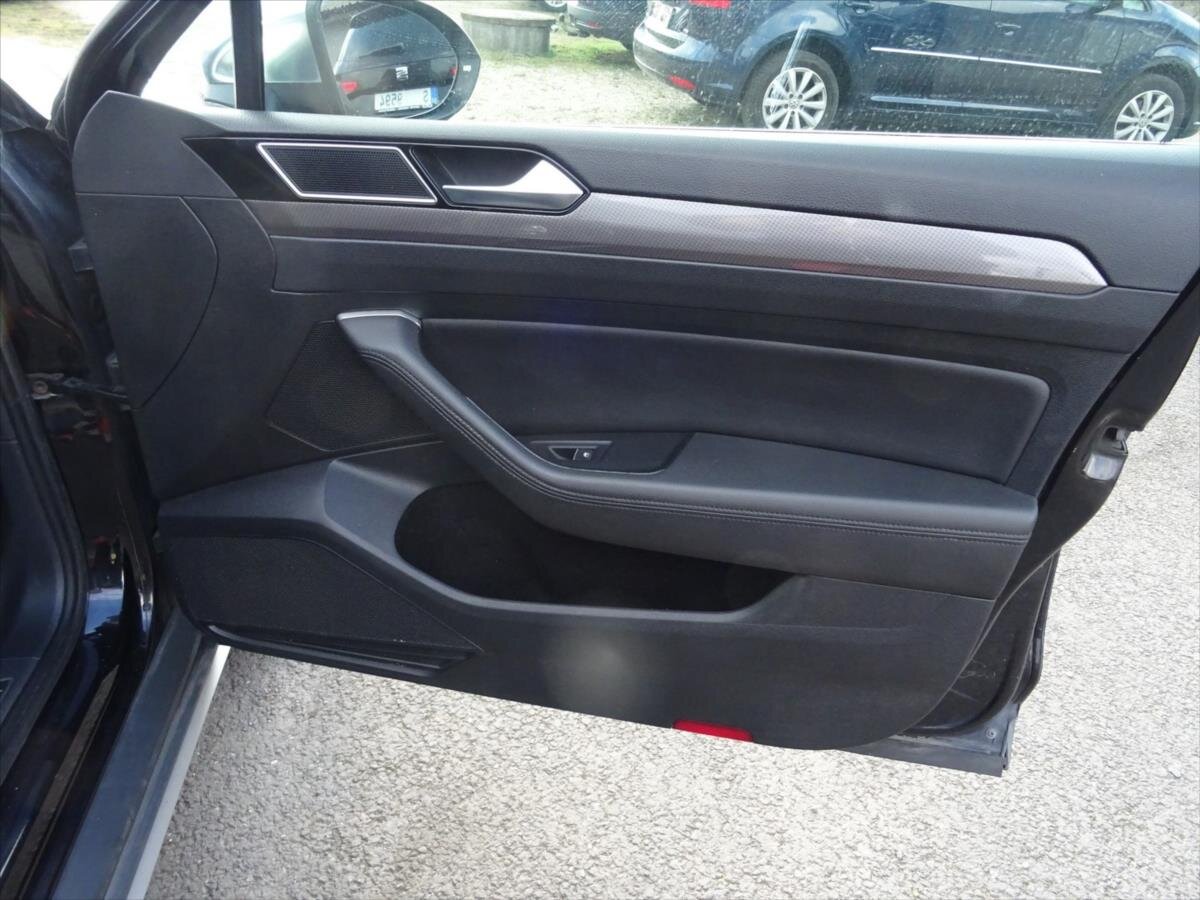 Volkswagen Passat Kombi 2,0 l 140 kw