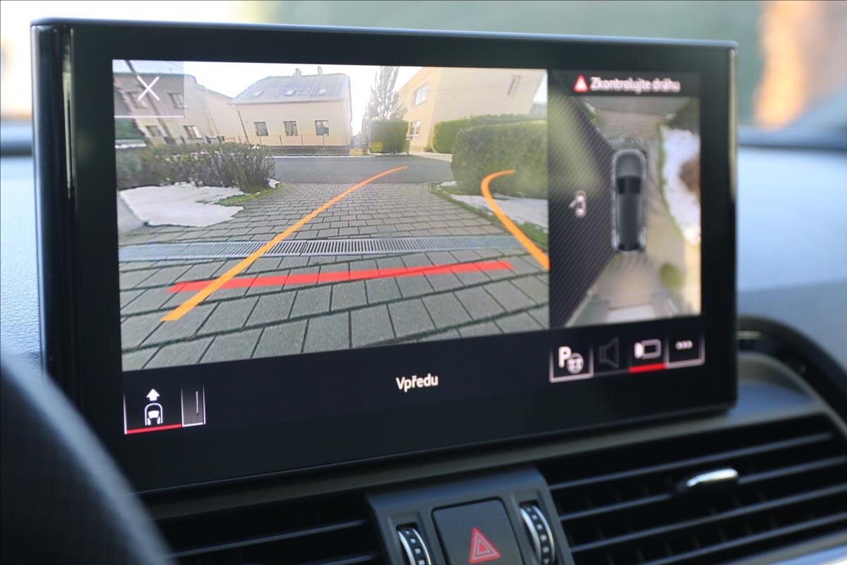 Audi Q5 SUV 2,0 l 150 kw