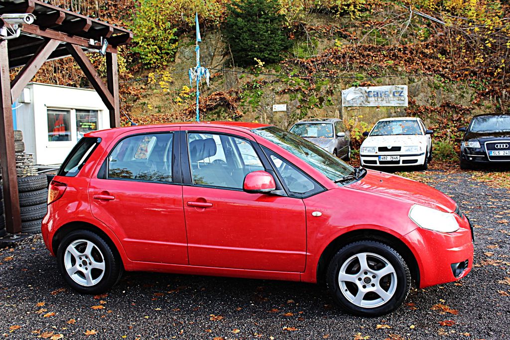 Suzuki SX4