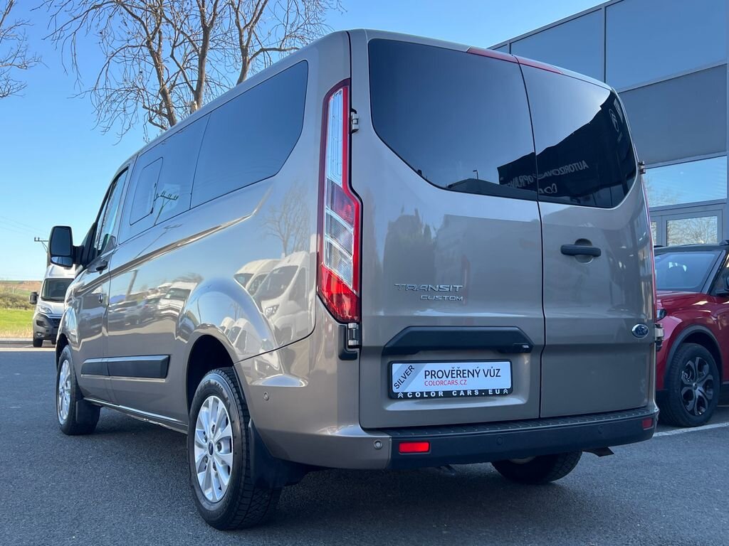 Ford Transit Custom Kombi 2,0 l 96 kw