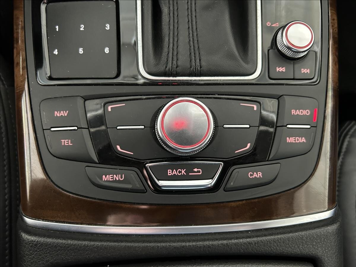 Audi A6 Sedan / Limuzína 3,0 l 230 kw