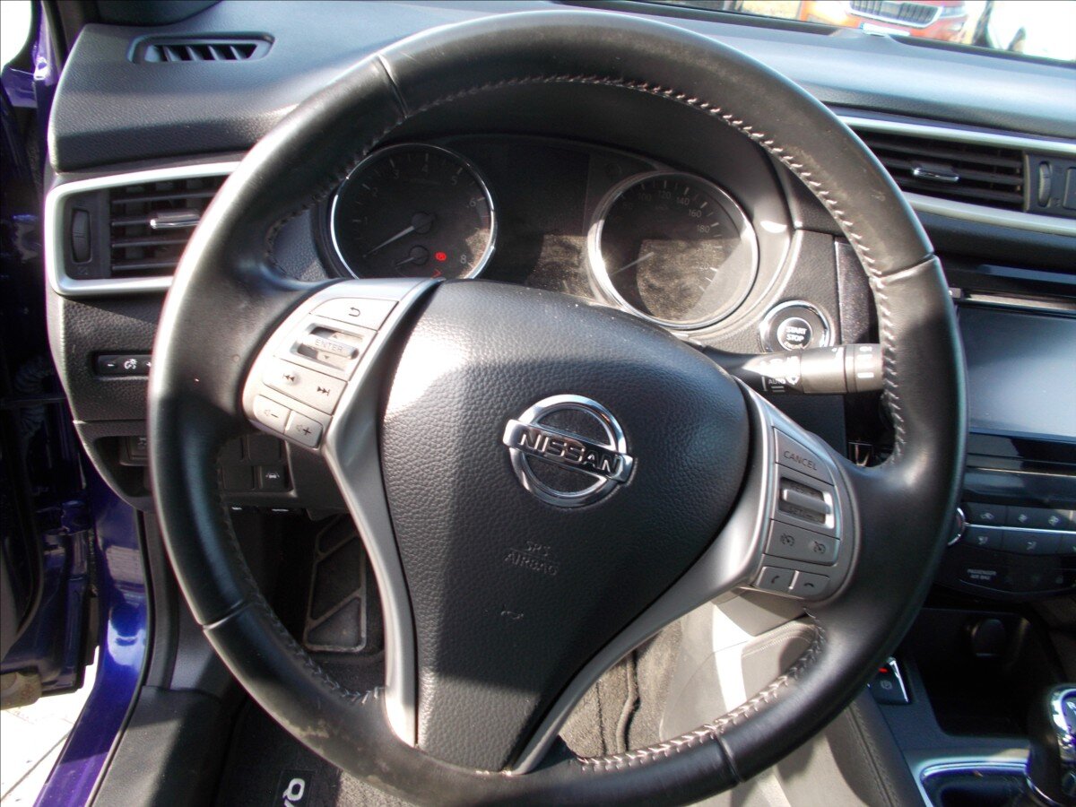 Nissan Qashqai SUV / Terénní 1,6 l 120 kw