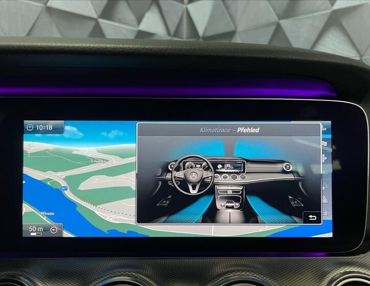 Mercedes-Benz Třídy E 16