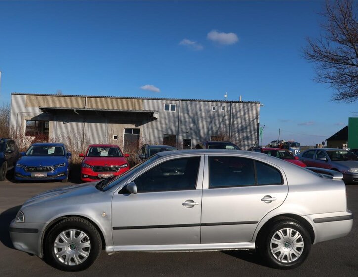 Škoda Octavia Liftback 1,9 l 66 kw
