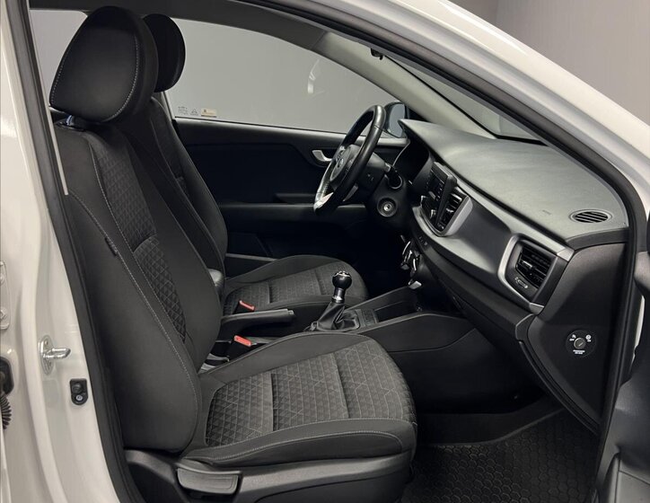 KIA Rio Hatchback 1,2 l 61 kw