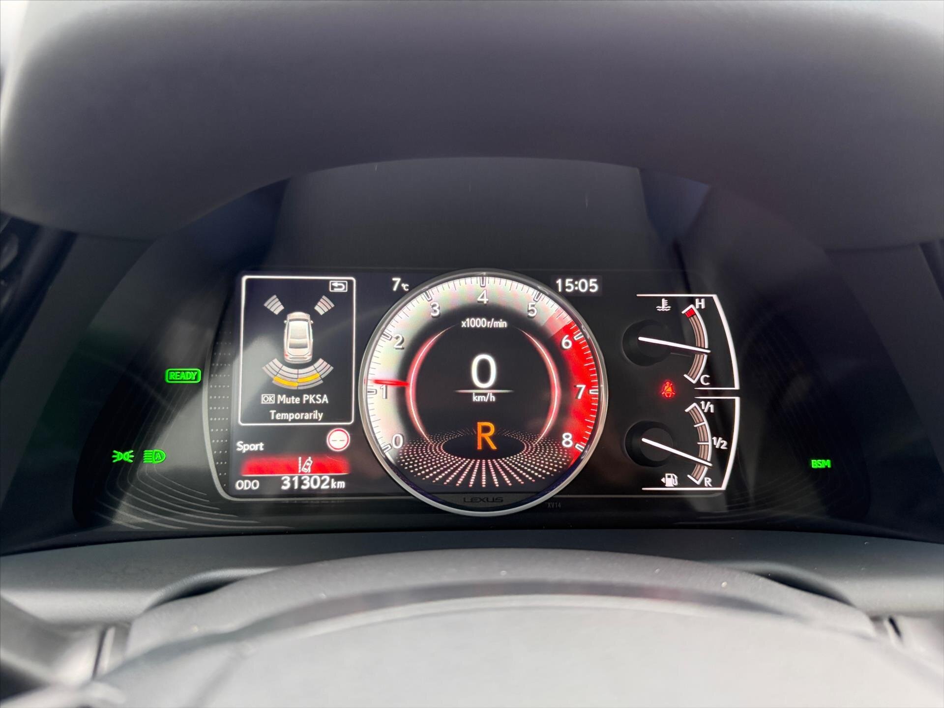 Lexus ES 300h Sedan 2,5 l 131 kw