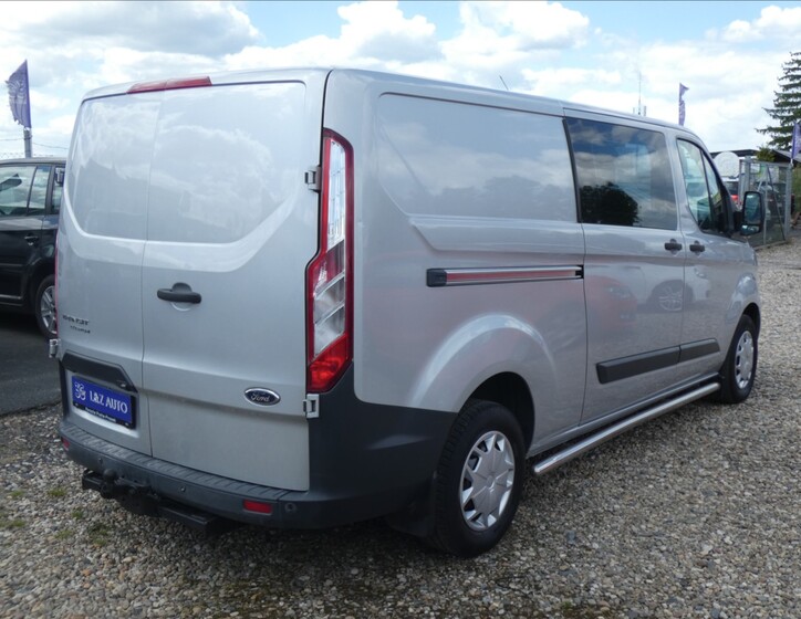 Ford Transit Custom 6