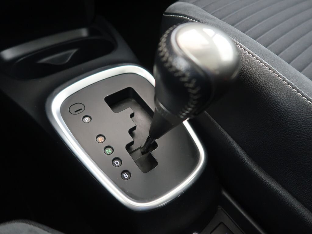 Toyota Yaris Hatchback 1,5 l 54 kw