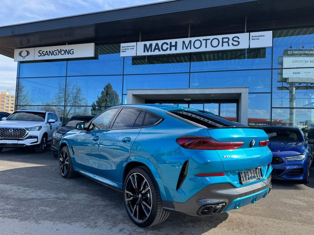BMW X6 SUV / Terénní 4,4 l 390 kw