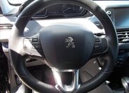 Peugeot 208 Hatchback 1,2 l 60 kw