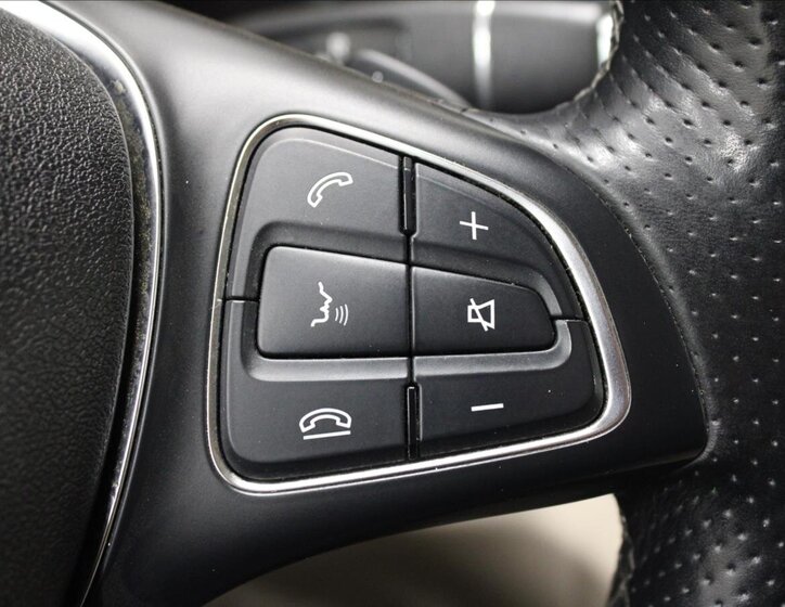 Mercedes-Benz Třídy V Kombi 2,1 l 140 kw