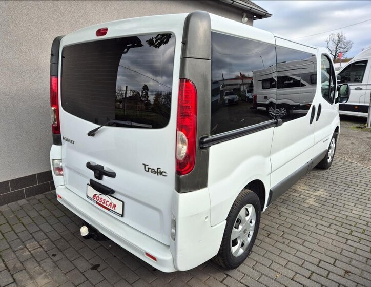 Renault Trafic 6