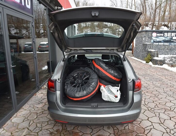 Opel Astra Kombi 1,2 l 81 kw