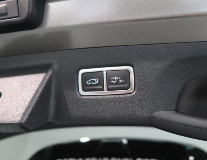 KIA Sorento SUV / Terénní 2,2 l 142 kw