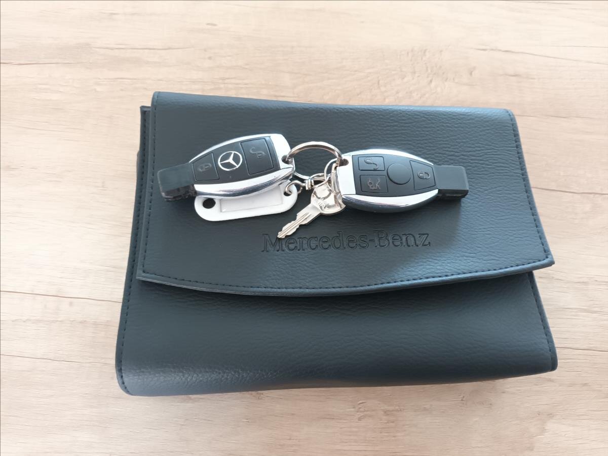 Mercedes-Benz Třídy C Kombi 2,1 l 100 kw