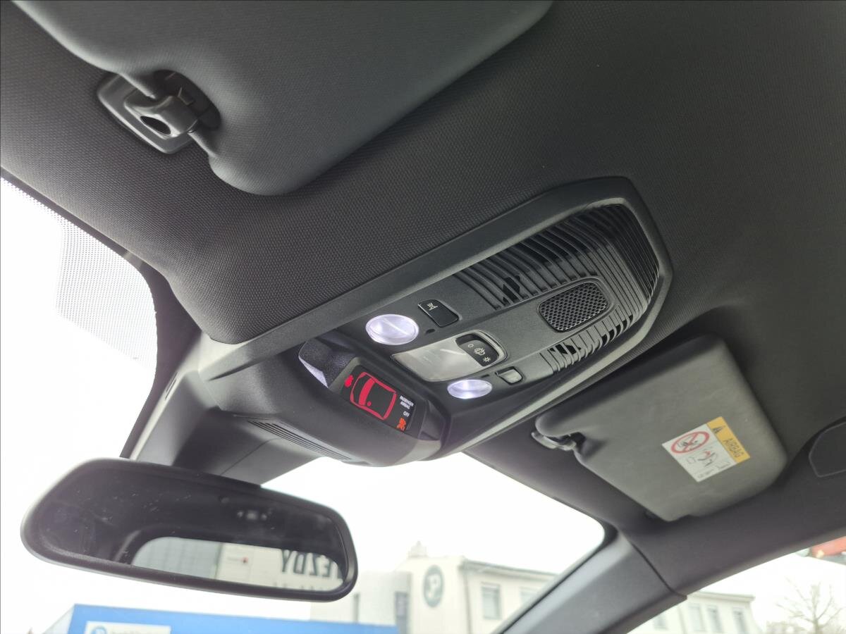 Peugeot 5008 MPV 1,6 l 133 kw