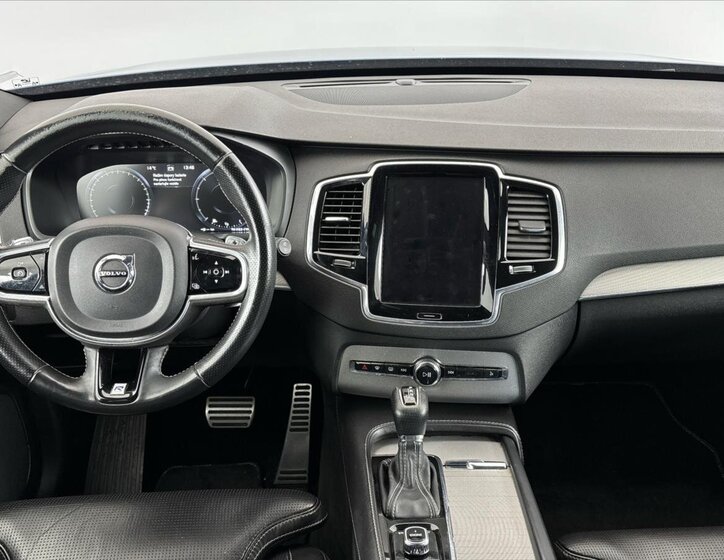 Volvo XC90 SUV / Terénní 2,0 l 173 kw