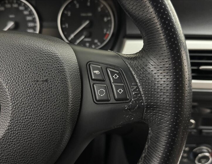 BMW Řada 3 Kabriolet 2,0 l 125 kw