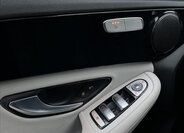 Mercedes-Benz Třídy C Sedan 2,1 l 100 kw