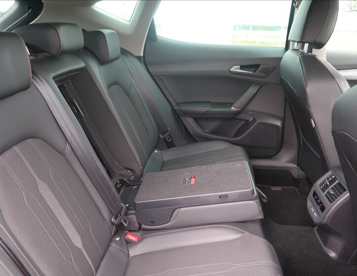 Cupra Formentor SUV / Terénní 1,5 l 110 kw