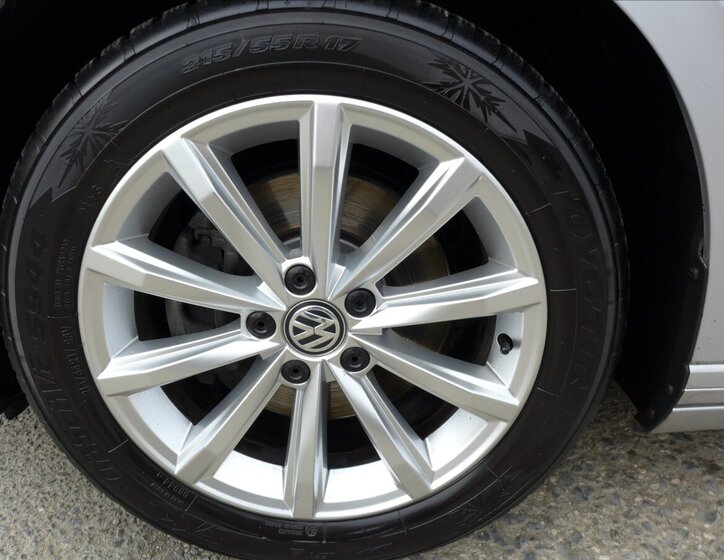 Volkswagen Passat Kombi 2,0 l 110 kw