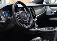 Volvo S90 Sedan / Limuzína 2,0 l 235 kw