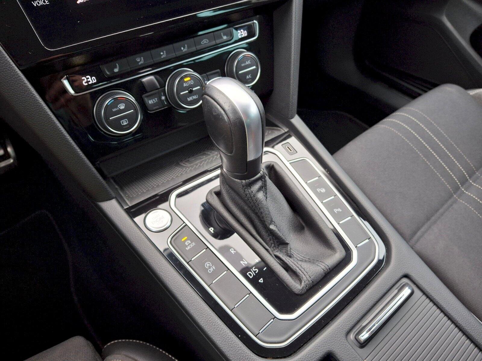 Volkswagen Passat Kombi 2,0 l 140 kw