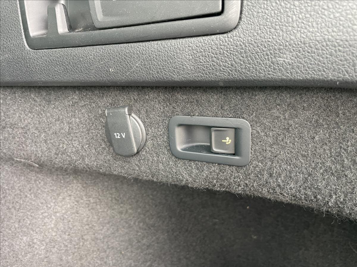 Volkswagen Passat Kombi 2,0 l 140 kw