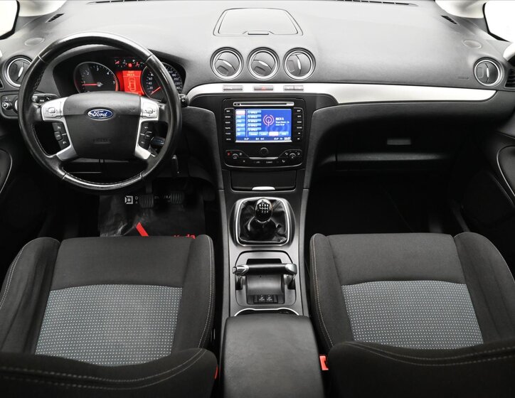 Ford S-MAX MPV 2,0 l 103 kw