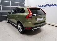 Volvo XC60 SUV / Terénní 2,4 l 120 kw
