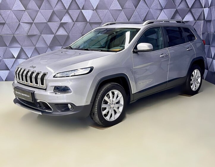 Jeep Cherokee SUV / Terénní 2,0 l 125 kw