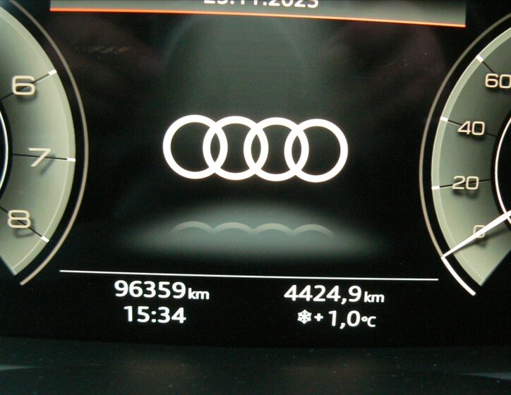 Audi A6 27