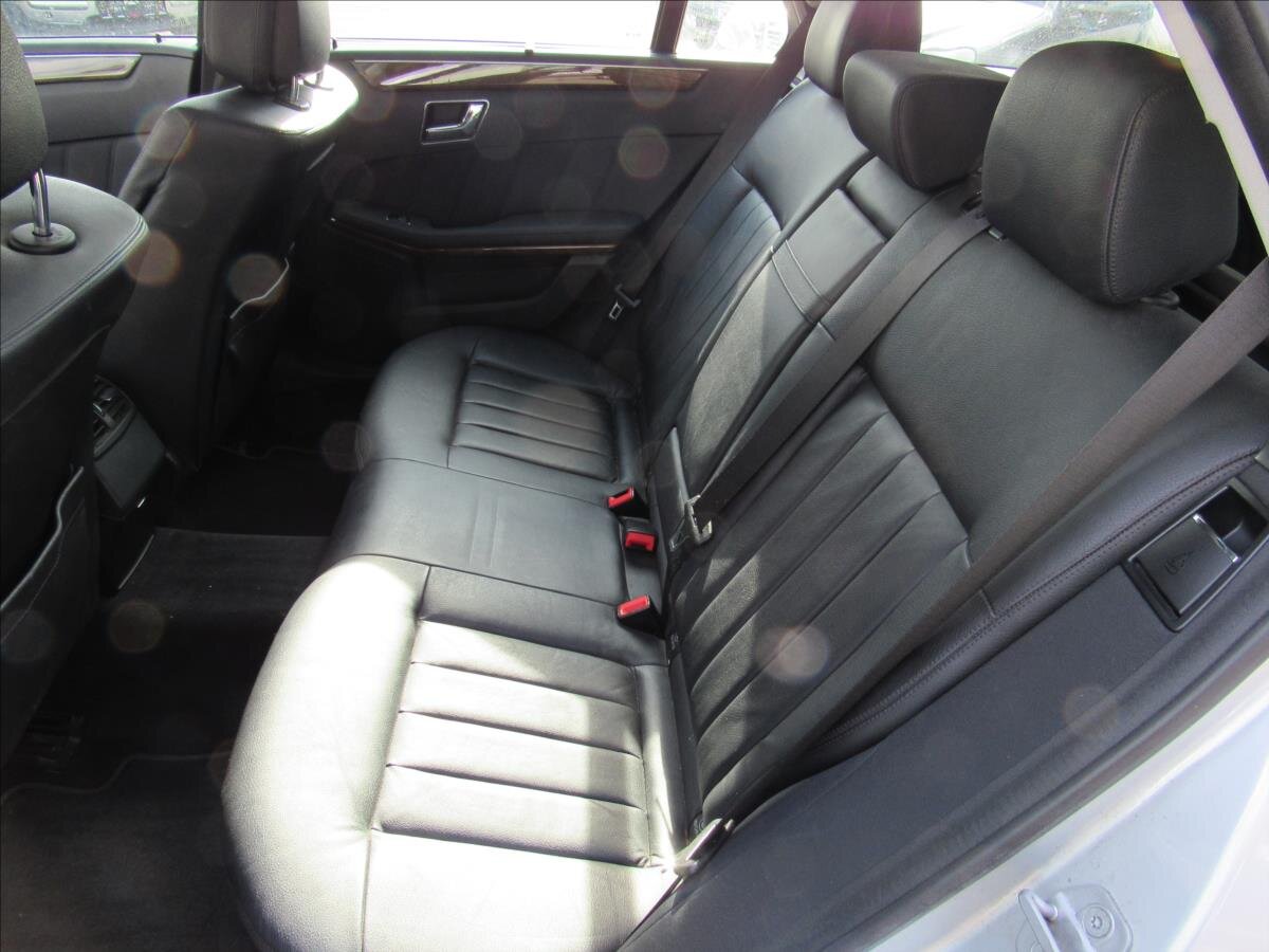 Mercedes-Benz Třídy E Kombi 1,8 l 135 kw