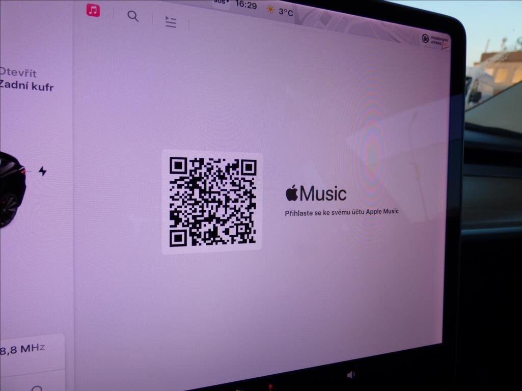 Tesla Model 3 Sedan 0,0 377 kw