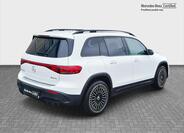 Mercedes-Benz EQB 5