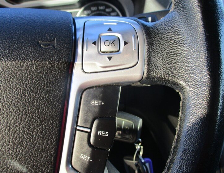 Ford Mondeo Liftback 2,0 l 103 kw