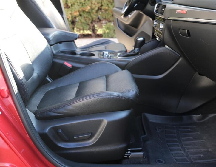 Mazda CX-5 SUV / Terénní 2,2 l 129 kw