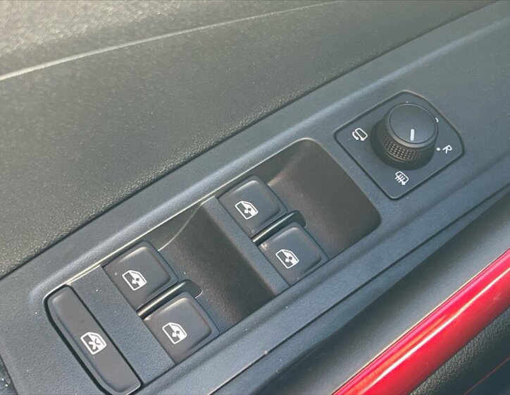 Škoda Fabia Hatchback 999,0 85 kw