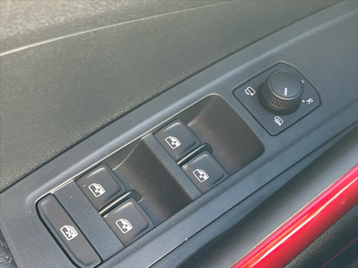 Škoda Fabia Hatchback 999,0 85 kw